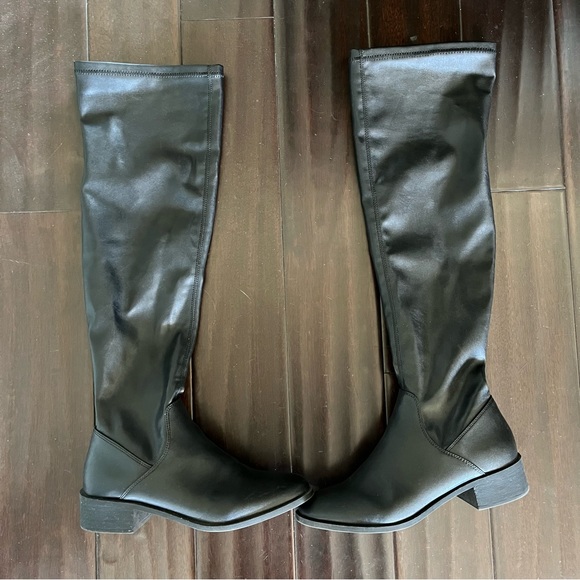 Steve Madden Black Stretch Faux Leather Over The Knee Boots Size 9.5 - Picture 5 of 6